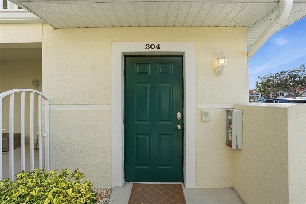 На продажу: $439,900 (2 спален, 2 ванн, 1659 Квадратных фут)