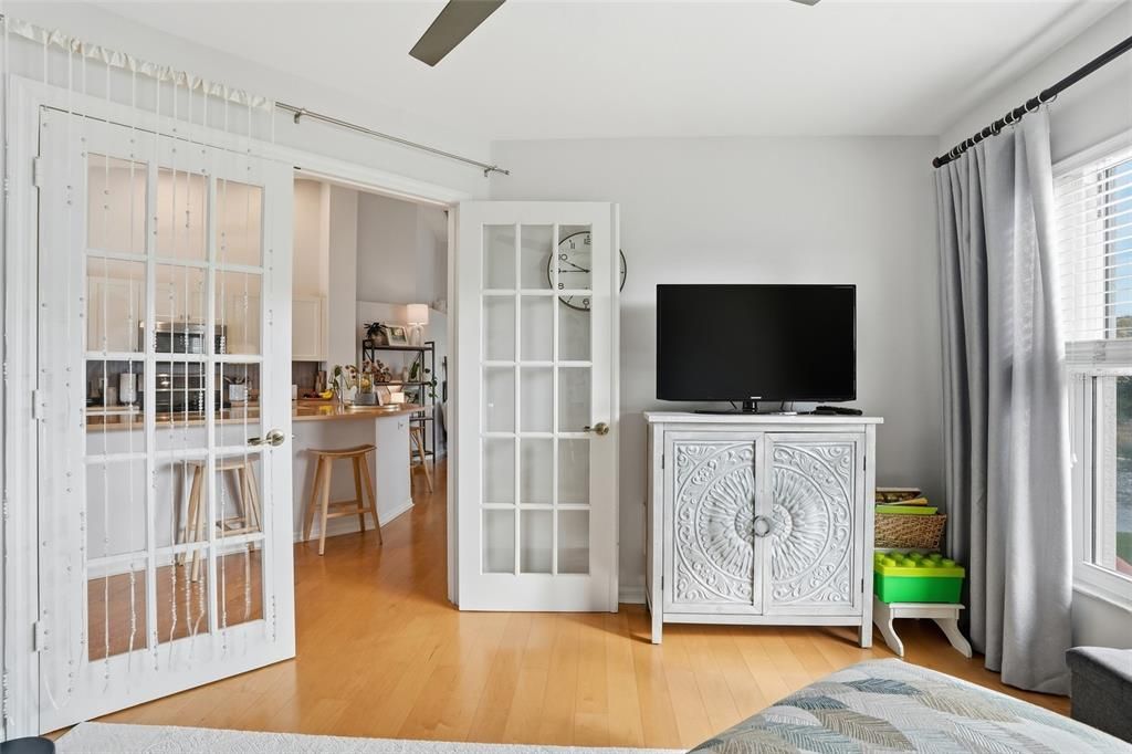 На продажу: $439,900 (2 спален, 2 ванн, 1659 Квадратных фут)