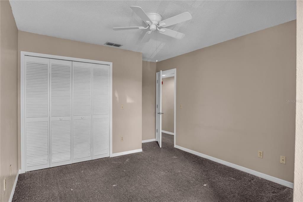 Под контрактом: $179,900 (2 спален, 2 ванн, 1080 Квадратных фут)