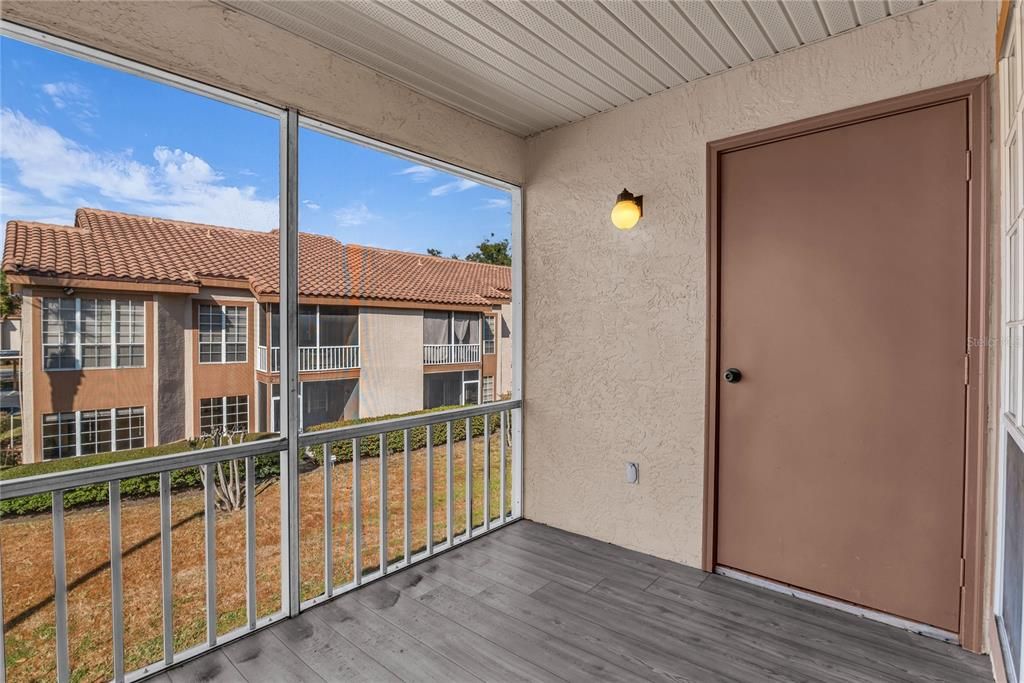 Под контрактом: $179,900 (2 спален, 2 ванн, 1080 Квадратных фут)