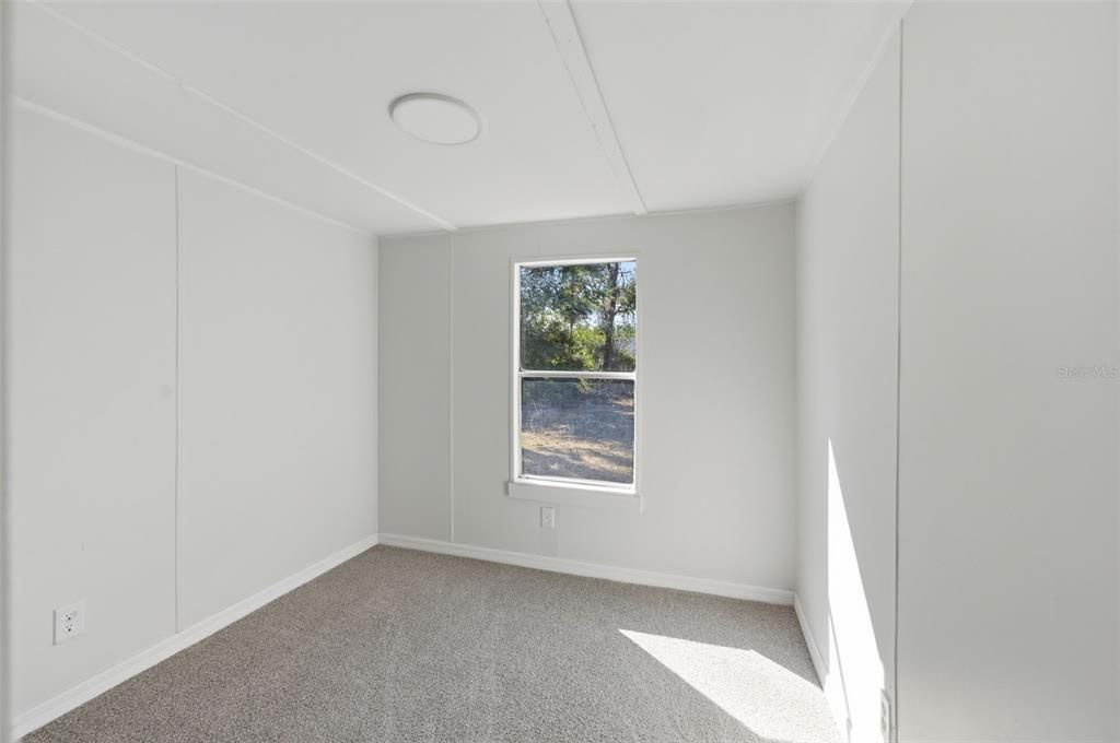 For Sale: $99,999 (2 beds, 1 baths, 767 Square Feet)