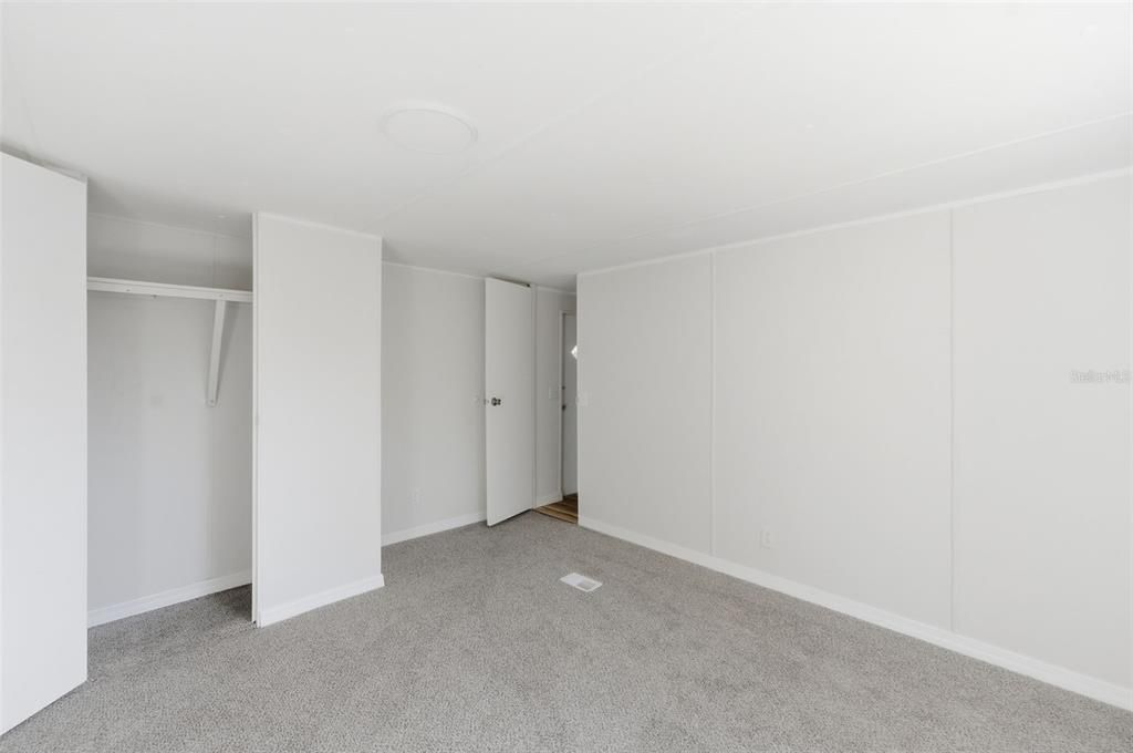 For Sale: $99,999 (2 beds, 1 baths, 767 Square Feet)