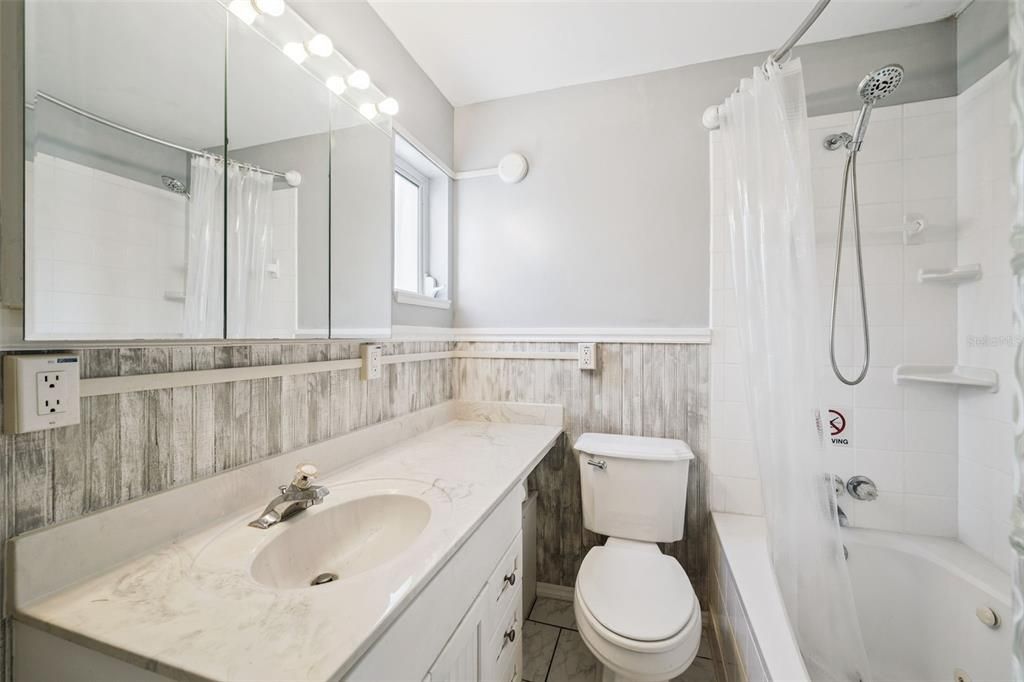 Activo con contrato: $159,900 (1 camas, 1 baños, 644 Pies cuadrados)
