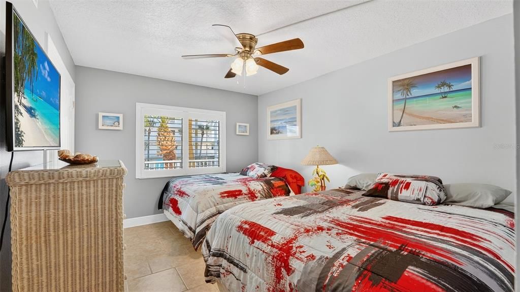 En Venta: $477,000 (2 camas, 2 baños, 1286 Pies cuadrados)