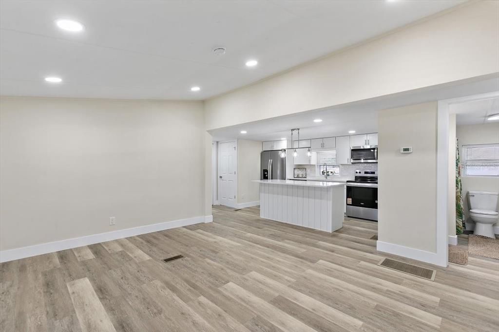 En Venta: $225,000 (3 camas, 2 baños, 1472 Pies cuadrados)