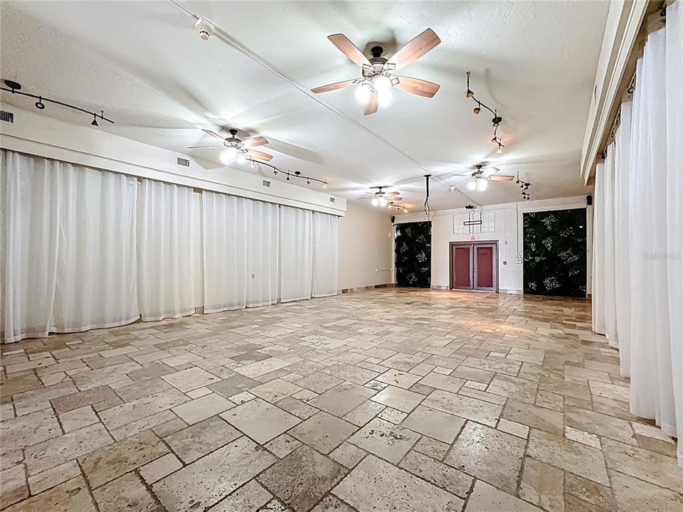 Activo con contrato: $699,000 (0 camas, 0 baños, 2100 Pies cuadrados)