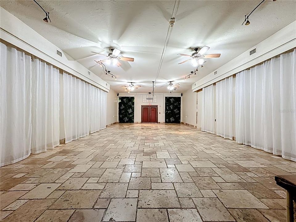 Activo con contrato: $699,000 (0 camas, 0 baños, 2100 Pies cuadrados)