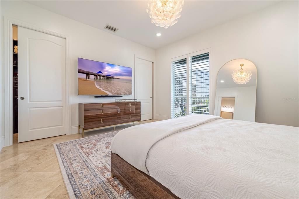 En Venta: $1,650,000 (3 camas, 3 baños, 2569 Pies cuadrados)