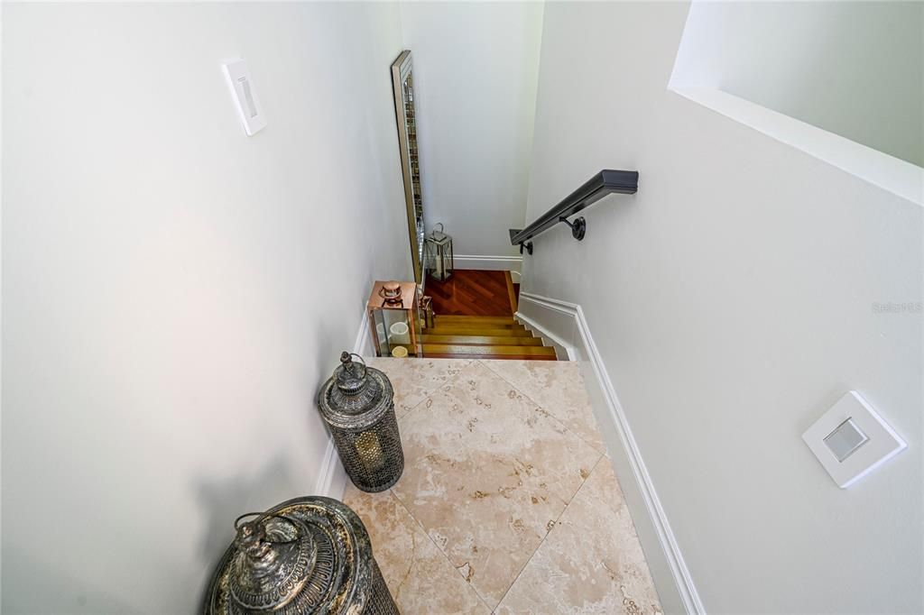 En Venta: $1,650,000 (3 camas, 3 baños, 2569 Pies cuadrados)