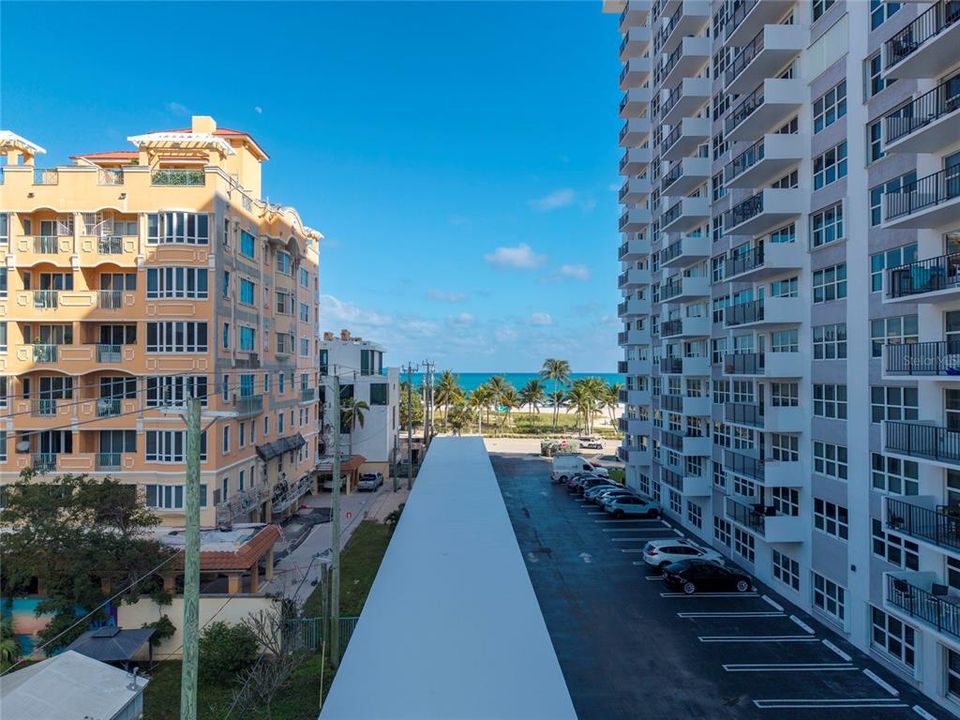 En Venta: $1,650,000 (3 camas, 3 baños, 2569 Pies cuadrados)