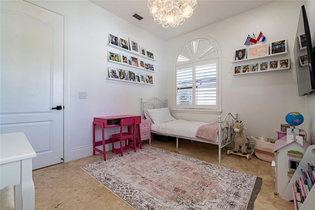 En Venta: $1,650,000 (3 camas, 3 baños, 2569 Pies cuadrados)