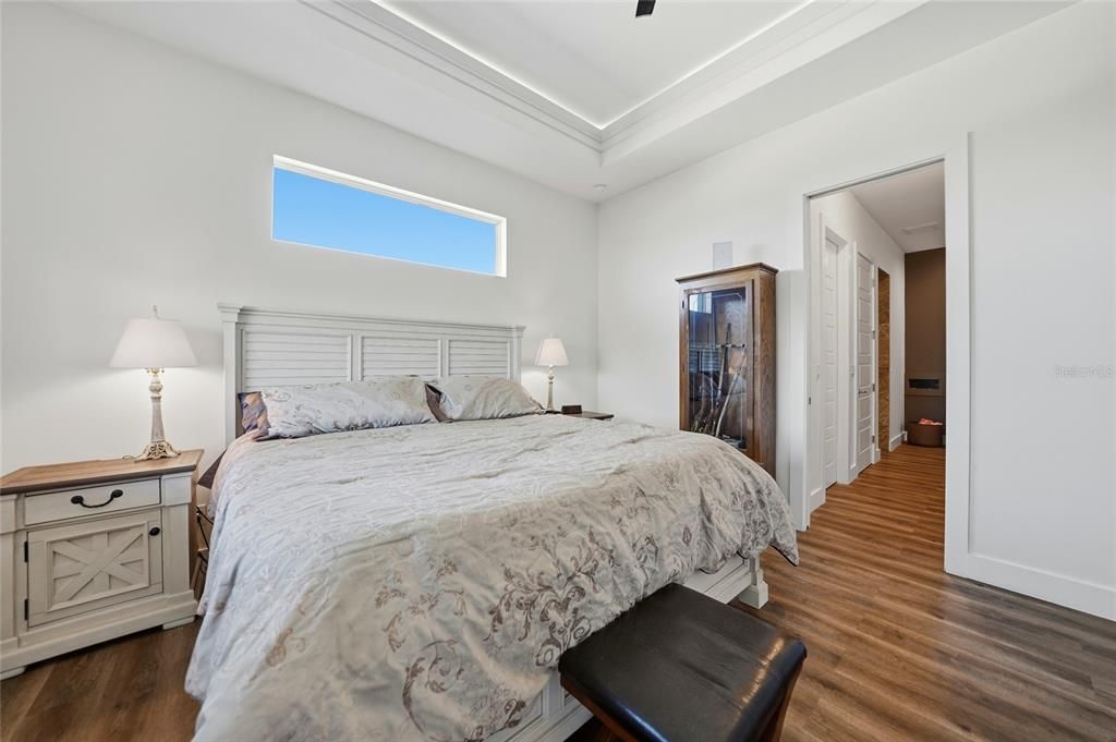 For Sale: $810,000 (3 beds, 2 baths, 1901 Square Feet)