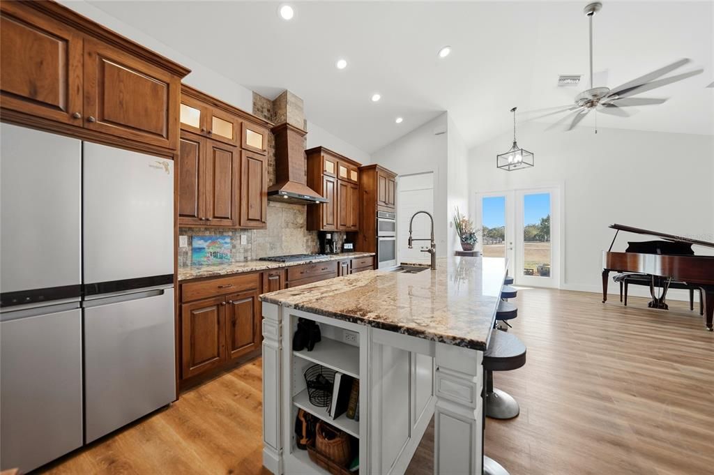 For Sale: $810,000 (3 beds, 2 baths, 1901 Square Feet)