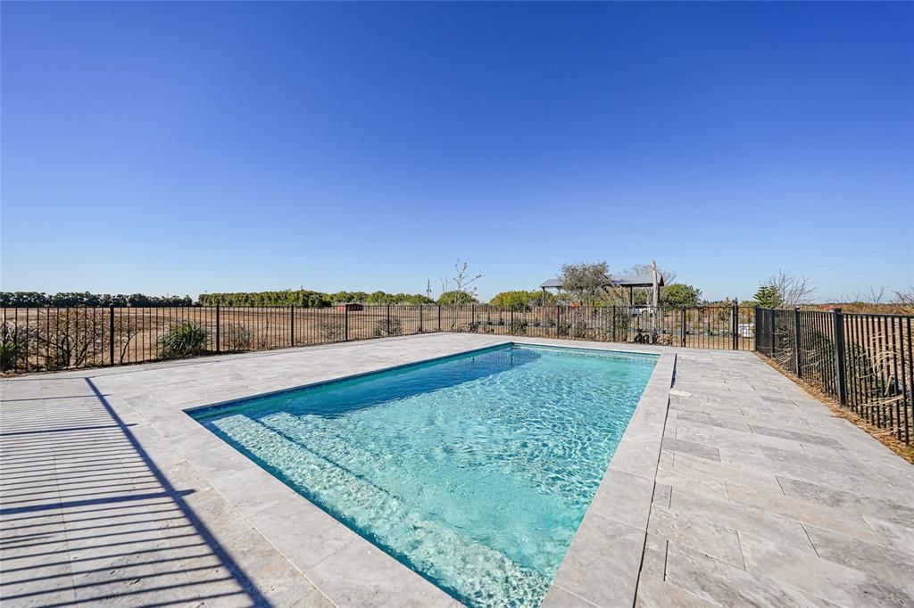 For Sale: $810,000 (3 beds, 2 baths, 1901 Square Feet)