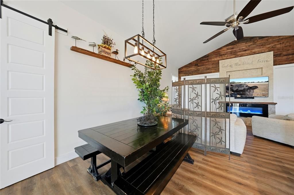 For Sale: $810,000 (3 beds, 2 baths, 1901 Square Feet)