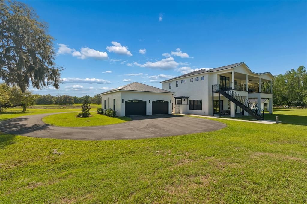 На продажу: $1,995,000 (5 спален, 5 ванн, 4559 Квадратных фут)