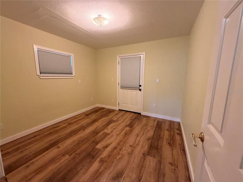 В аренду: $1,800 (2 спален, 1 ванн, 792 Квадратных фут)