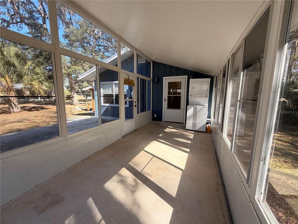 В аренду: $1,800 (2 спален, 1 ванн, 792 Квадратных фут)