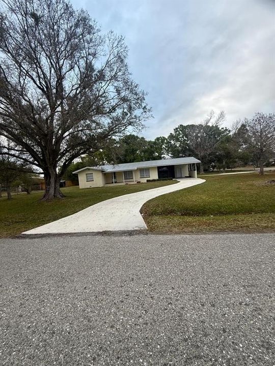 For Sale: $329,000 (3 beds, 2 baths, 1400 Square Feet)
