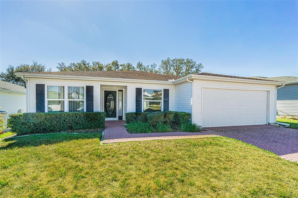 For Sale: $249,900 (2 beds, 2 baths, 1421 Square Feet)