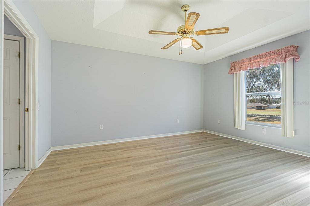 For Sale: $249,900 (2 beds, 2 baths, 1421 Square Feet)