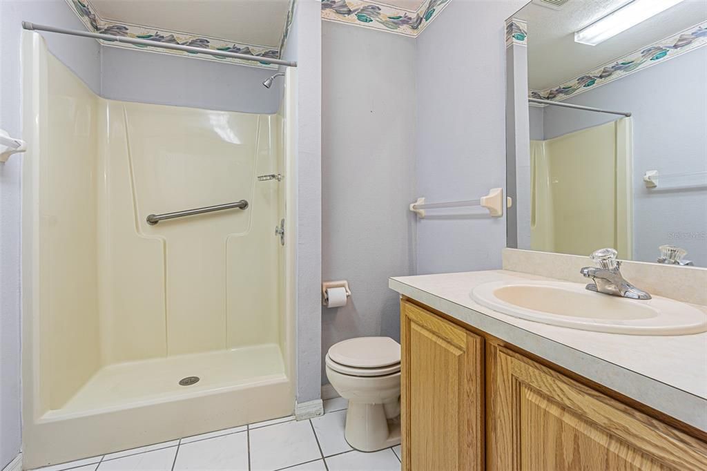 For Sale: $249,900 (2 beds, 2 baths, 1421 Square Feet)