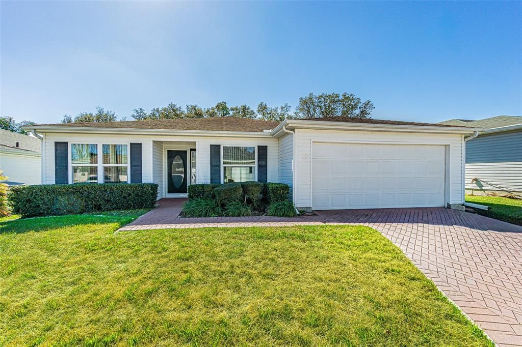 For Sale: $249,900 (2 beds, 2 baths, 1421 Square Feet)