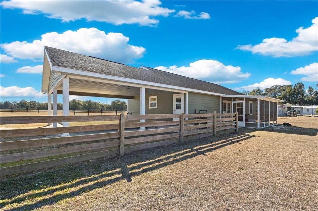 En Venta: $339,900 (3 camas, 2 baños, 1645 Pies cuadrados)