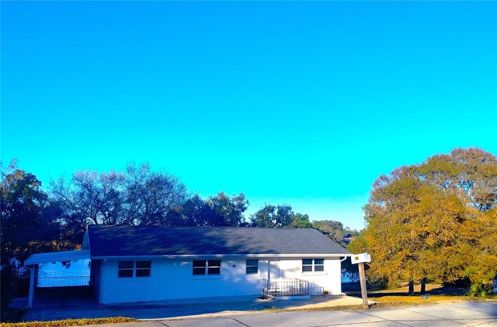 For Sale: $249,000 (3 beds, 2 baths, 1040 Square Feet)