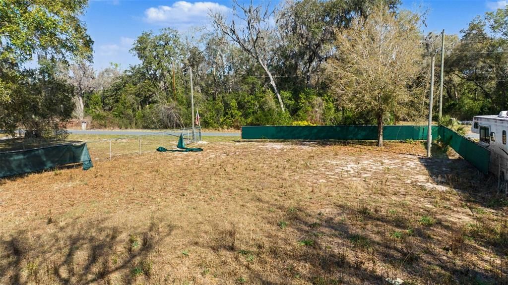 На продажу: $24,999 (0.18 acres)