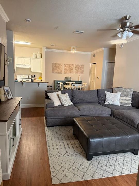 For Rent: $1,995 (2 beds, 2 baths, 1152 Square Feet)