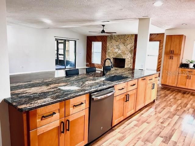 For Sale: $319,995 (3 beds, 2 baths, 1856 Square Feet)