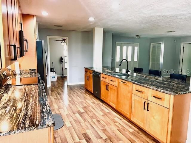 For Sale: $319,995 (3 beds, 2 baths, 1856 Square Feet)
