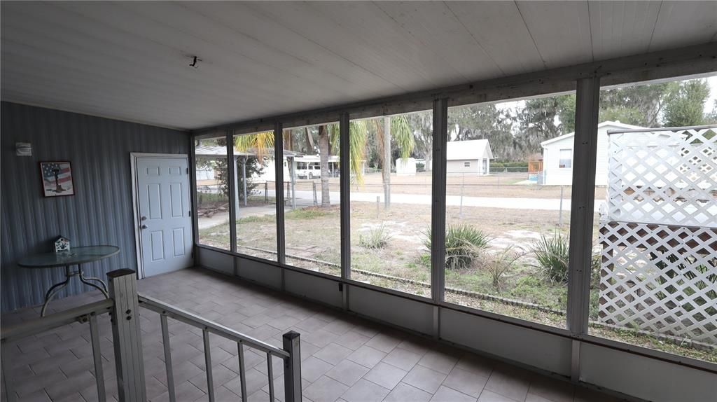En Venta: $122,000 (2 camas, 2 baños, 864 Pies cuadrados)