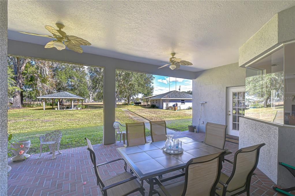 Active With Contract: $675,000 (4 beds, 3 baths, 2929 Square Feet)