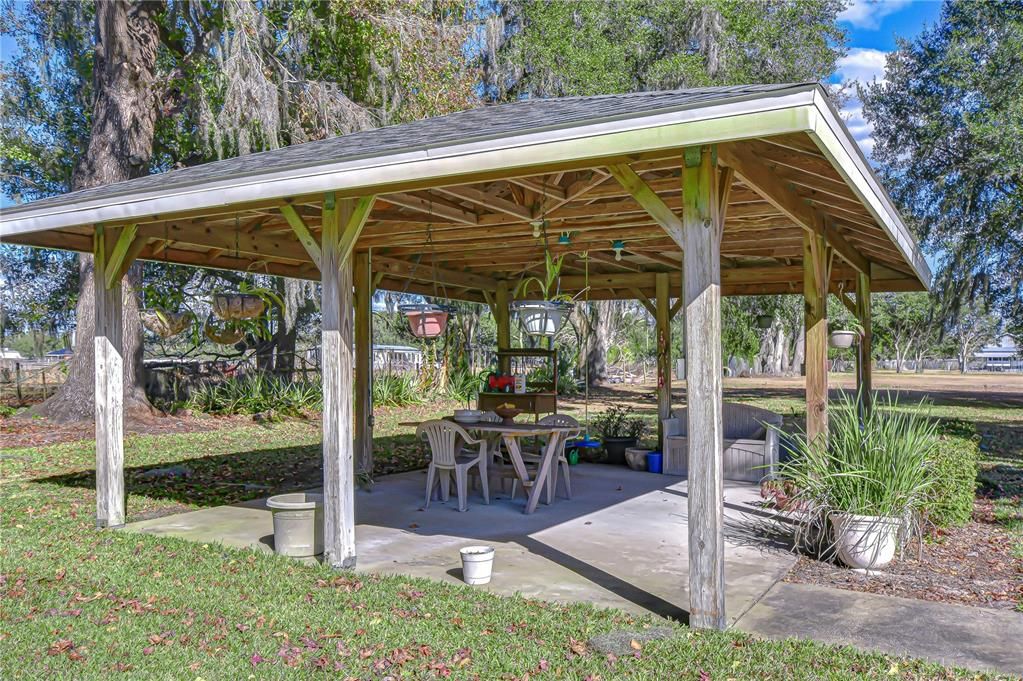 Active With Contract: $675,000 (4 beds, 3 baths, 2929 Square Feet)