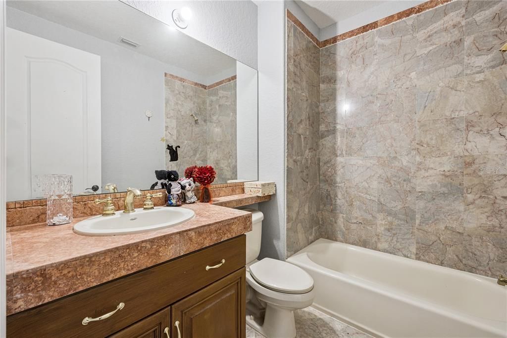 En Venta: $2,450,000 (5 camas, 7 baños, 5165 Pies cuadrados)