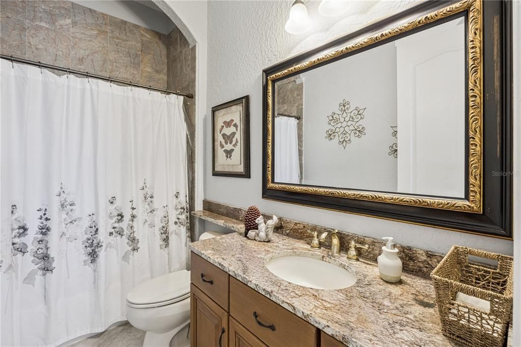 En Venta: $2,450,000 (5 camas, 7 baños, 5165 Pies cuadrados)