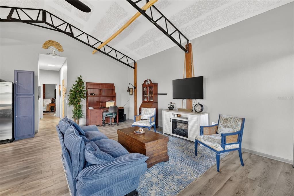 En Venta: $999,500 (4 camas, 4 baños, 3395 Pies cuadrados)