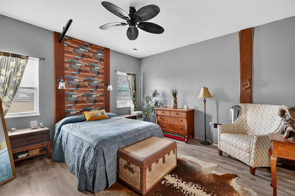 En Venta: $999,500 (4 camas, 4 baños, 3395 Pies cuadrados)