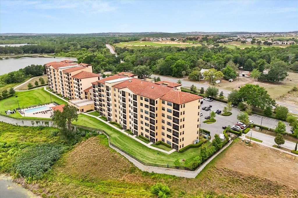 For Sale: $398,000 (2 beds, 2 baths, 1402 Square Feet)