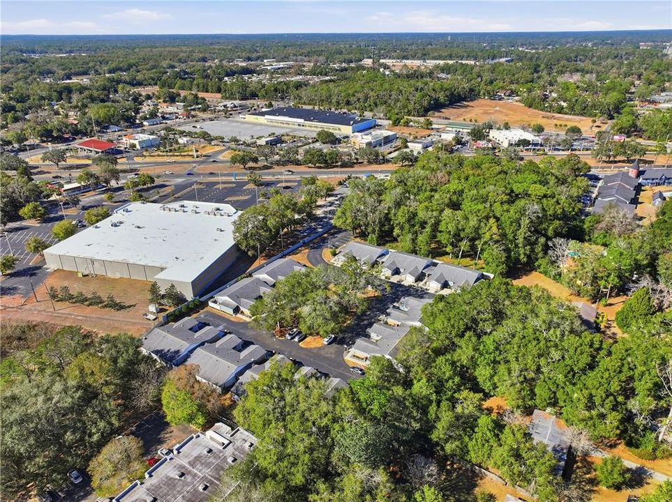 Под контрактом: $153,999 (2 спален, 2 ванн, 1066 Квадратных фут)