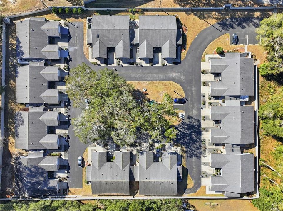 Под контрактом: $153,999 (2 спален, 2 ванн, 1066 Квадратных фут)