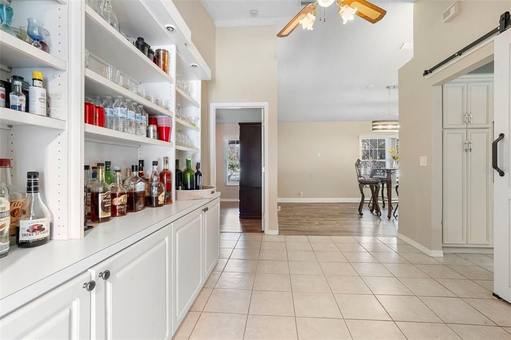 For Sale: $800,000 (5 beds, 3 baths, 2343 Square Feet)