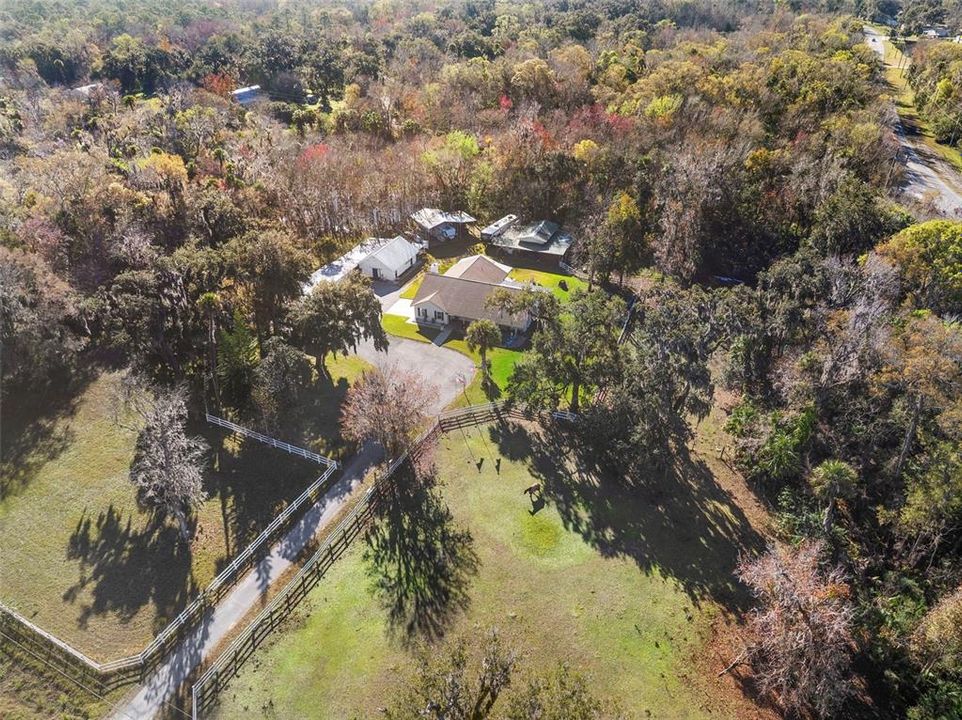 For Sale: $800,000 (5 beds, 3 baths, 2343 Square Feet)