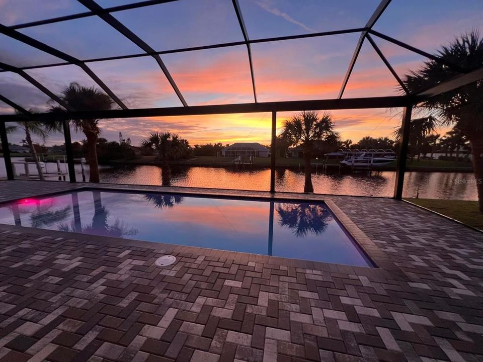 En Venta: $795,000 (3 camas, 2 baños, 1798 Pies cuadrados)
