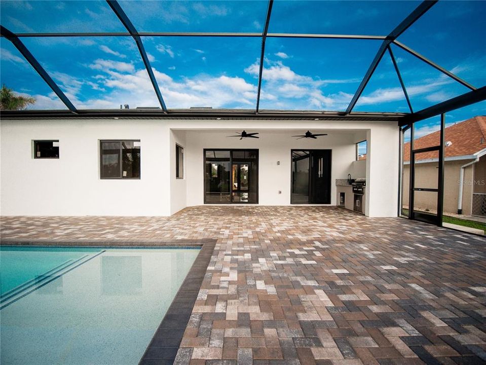 En Venta: $795,000 (3 camas, 2 baños, 1798 Pies cuadrados)