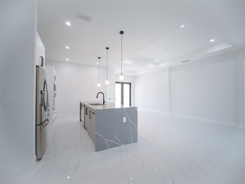 En Venta: $795,000 (3 camas, 2 baños, 1798 Pies cuadrados)
