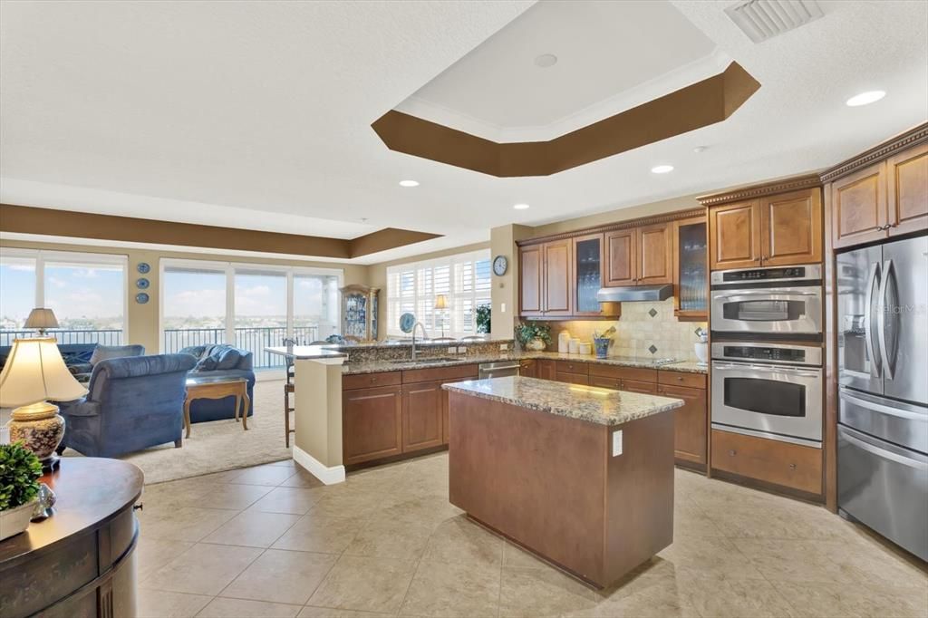 For Sale: $1,399,000 (3 beds, 3 baths, 3020 Square Feet)
