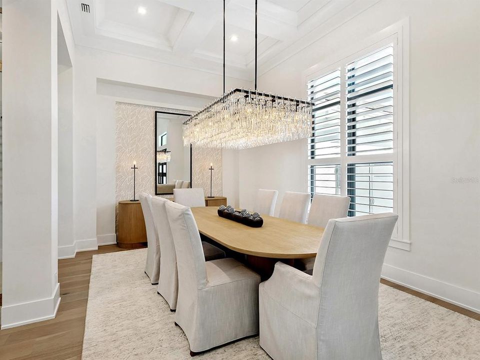 For Sale: $3,999,000 (4 beds, 5 baths, 6488 Square Feet)